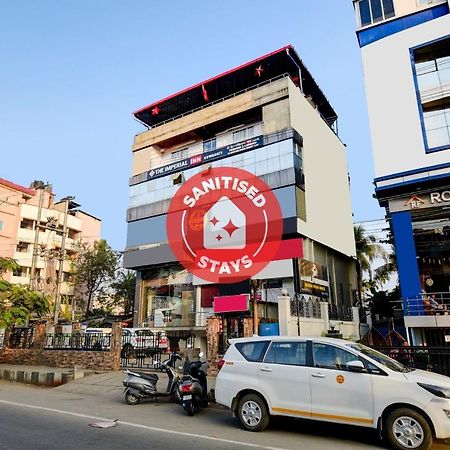 Collection O 73981 Imperial Inn Guwahati Bagian luar foto
